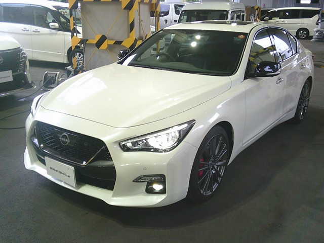 スカイライン 3.0 400R