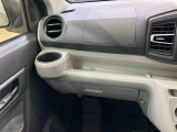納車前にはプロのメカニックが、各部の点検を行います。ディーラーにしか出来ない品質、そしてサービスできっと満足していただけると思います!
