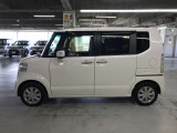 エンジンルーム、室内、クリーニング済みです。厳選したお車を屋内展示場にて展示中☆車両品質には自信がございます!ぜひ一度ご来店ください!!