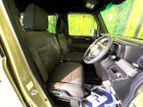 運転席シート廻りは使用感も少なく、良好な状態となっています。丁寧に使われていたことがよくわかりますね。