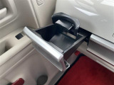 当店のお車をご覧いただきましてありがとうございます。お車についてのご質問やお見積りのご依頼、ご購入にあたってのご相談などは無料電話(0078-6002-312860)にお気軽にお問い合わせ下さい!