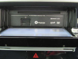 純正メモリーナビ(MM318D-W) CD・DVD再生  CD録音可 フルセグTV Bluetooth対応★携帯電話にダウンロードした音楽が車内でも楽しめます。ハンズフリー通話も可能です !