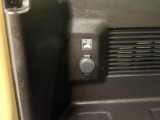 12V電源ソケットを設置しております。周辺機器の充電にご利用頂けます☆