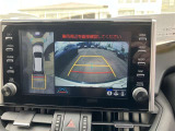パノラミックビューモニター。クルマを上から見下ろした視点で駐車をサポートします