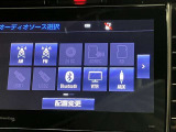 無線でBluetooth搭載機器を接続出来スマートフォンを接続して音楽を聴いたり、ハンズフリーで電話も可能です!イヤホンコードの煩わしさから解放、断線の可能性減少。快適な運転を提供します!