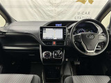 見通しのよいすっきりとした視界で、誰でも運転しやすいです。運転のしやすさは疲れにくさにも繋がりますよ♪