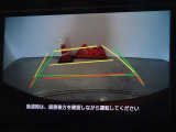 バックガイドモニターを装備しています、車庫入れもラクラクです。