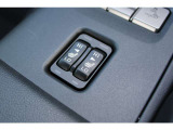 運転席&助手席シートヒーター」をSグレード以上は標準装備、エンジンが冷えていてもすぐに温まってくれます、冬の寒い朝には嬉しい装備です