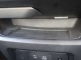 置くだけでスマートフォンの充電ができます