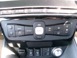 快適オートエアコン付♪設定温度をキープし車内を快適な温度に保ちます♪