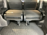 倒せば広がる、自由な空間。シートアレンジひとつで、遊びも仕事ももっと身軽に楽しめます。乗る人のライフスタイルに寄り添う、柔軟な広さが自慢です。