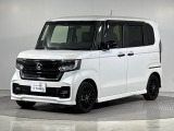 ■令和4年式  パールホワイトのN-BOXカスタムが入荷しました