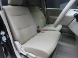 運転席のドアを開け、乗り込む際のイメージです。