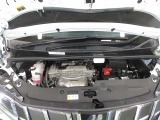 2.5リットル DOHC 16バルブのエンジン。パワフル・エコノミー・クリーンの三拍子そろってます。海外でも定番のエンジンです。