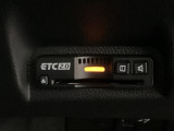 【ETC車載器】もはや必須アイテムのETCを搭載!高速道路のご利用時にとても便利!わずらわしい料金所での現金支払いが不要となりスムーズに通過できます♪
