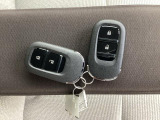 この度は、当店のお車をご覧いただきまして誠にありがとうございます。当店では全国販売・納車も行っております。県によって陸送費用は異なりますのでお気軽にお問い合わせください。