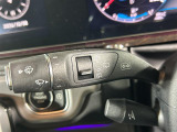 【オートワイパー(AUTO)】雨が降り出した時に、雨滴検出用センサー(レインセンサー)が雨滴を感知すると、自動でワイパーが動作します。