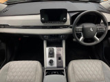 アウトランダー PHEV 2.4 P 4WD 