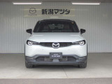 新潟マツダ自動車の中古車をご覧いただき誠にありがとうございます。ぜひ一度ご来店いただき、展示車をご覧になっていただければと思います。ご来店をスタッフ一同心からお待ちしております。