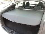 【トノボード】クルマの荷室を覆い「目隠し」の役割を果たす装備。※取り外し可能です!
