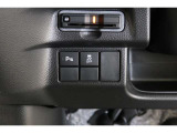 Hondaセンシングの機能のひとつ、アダプティブクルーズコントロール付!アクセルから足を離しても設定したスピードと前車との車間を保ち走行してくれます!車線維持もアシスト☆高速道路で疲労軽減ですね☆