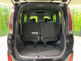 普段のお買い物や通勤、送迎等に十分な荷室スペースを確保しております。セカンドシートを倒すと、大きな荷物の積載も可能です♪