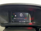 一目で様々な情報を正確に把握できるスピードメーターとなっております。