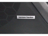 harman/kardon(ハーマンカードン)サウンドシステムは、原音の忠実な再現と臨場感あふれる音響空間を追求した高音質プレミアムオーディオです。