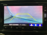 バックでの車庫入れも安心です! リアカメラが付いているバックモニター付のナビを装備しております。操作線もついており距離感も画面から確認できます。