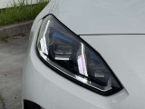 LEDヘッドライトで視界も良好です。見た目も恰好良いです。