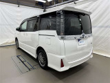 走りにこだわりながら収納力も持ち合わせたお車です。