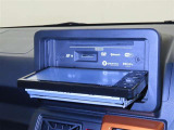 CD、DVDの再生ができます。