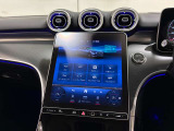 【アンビエントライト】メルセデス・ベンツの車内空間を彩ります。豊富なカラー展開で自分好みの空間に♪