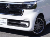【外装クリーニング済み】外装も入庫時にしっかりと洗車しております。また納車前も綺麗にして納車いたします。