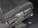 ◆シートハイトアジャスター◆運転席を上下に高さ調節ができます!運転ポジションを体格に合わせてシート調整できます。