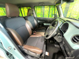 運転席シート廻りは使用感も少なく、良好な状態となっています。丁寧に使われていたことがよくわかりますね。