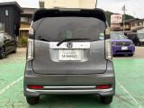 バック時目視しにくいクルマの周囲をカメラで映し出し、安全・安心駐車をサポート♪バックの苦手な方も後ろがハッキリ見えるので安心ですよ♪