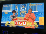 停車中にテレビ映像を視聴でき、待ち時間の過ごし方の幅が広がります。画面表示を確認しやすく、乗車中の休憩や待機の際に活用いただける装備です。