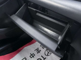 置き場所に困るティッシュボックスも入りそうですね。