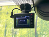 【ドライブレコーダー】ドライブレコーダー装備!走行中はもちろん、あおり運転や事故に遭遇した際、映像で記録し、万一のリスクに備えます。※記録用SDカードはお客様ご自身でご準備いただく必要があります。