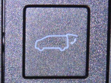 パワーバックドアを装備しております。