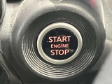 【プッシュ式エンジン】プッシュ式エンジンスタートでブレーキを踏んでボタンを押すだけでエンジン始動がスムーズ!!鍵をカバンに入れているだけでエンジンの始動が可能★とても便利な機能です