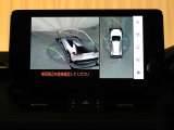 サイドビューで右左折時に運転席からは見えないところも映し出してくれるので安心♪※あくまでも補助的な装置なので目視確認もお忘れなく!