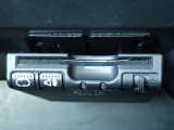 ■【ETC車載器】が装備されています。セットアップをしてお渡しとなり、ETCカードを差し込むだけで高速道路の利用が可能です。
