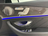 【メモリー付きパワーシート】3名までのシートポジションを記憶できるパワーシート!運転席のみ、ドアミラー・ステアリング位置も記憶可能です。高速道路などでの、運転交代時などに便利な機能です☆
