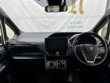 見通しのよいすっきりとした視界で、誰でも運転しやすいです。運転のしやすさは疲れにくさにも繋がりますよ♪