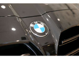 BMW Mの走りへの情熱を体現するM4 Competition。想像を超える加速性能に加え、洗練されたデザインも魅力の一台です。