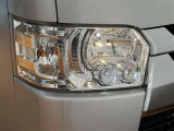 ○暗い夜道も明るく照らします○LEDヘッドライト装着車! 夜間のドライブも安心ですね♪消費電力が少なくて明るいなんて、◎です☆