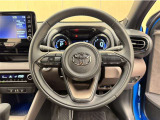 ステアリングスイッチ搭載!手を離さずに手元のスイッチでさまざまな操作が可能。運転中、視線をそらさなくても操作ができて安全です!
