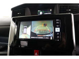 バックガイドモニターで、後方を確認しながら安心して駐車することができます。運転初心者も熟練者も必須の機能ですよ!